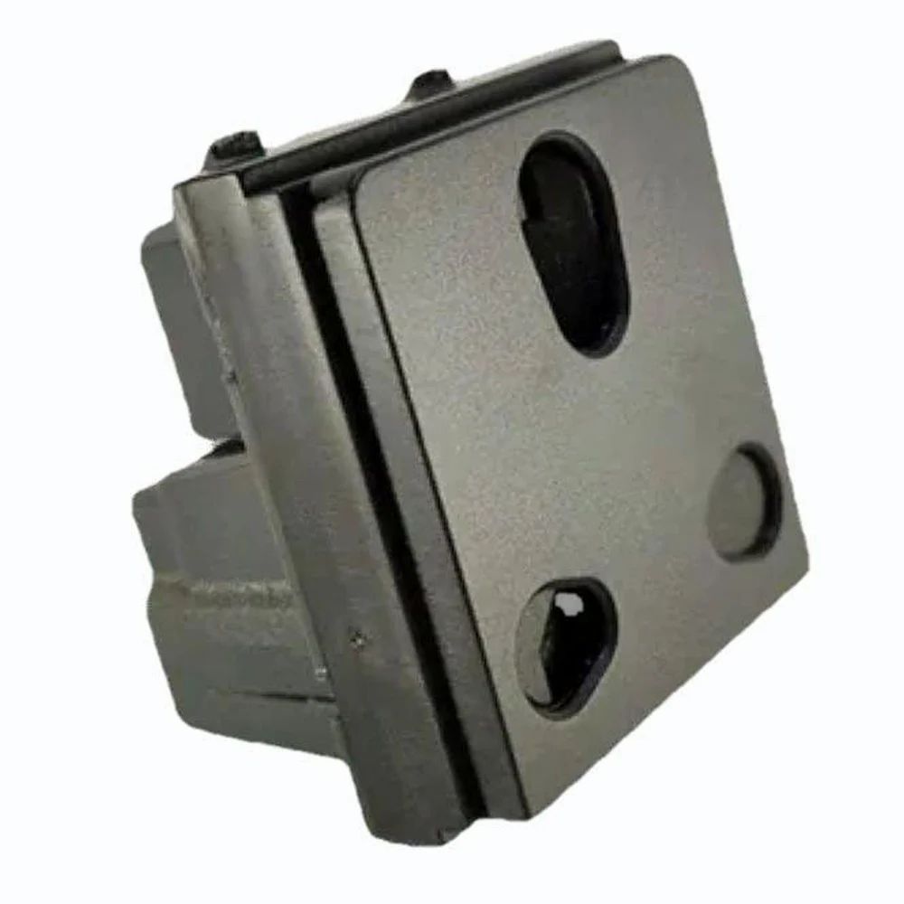 Great White Trivo socket